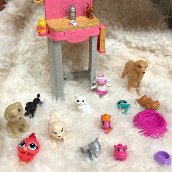 PRICE FIRM VETERINARY BARBIE - Picture 8 of 8